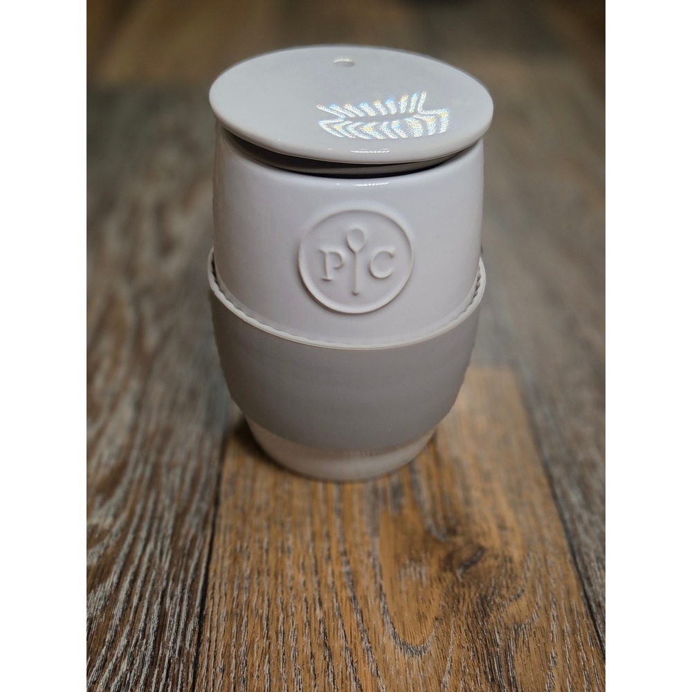 Pampered Chef Ceramic Egg Cooker 1529 White Gray Silicone Sleeve Vented Lid New